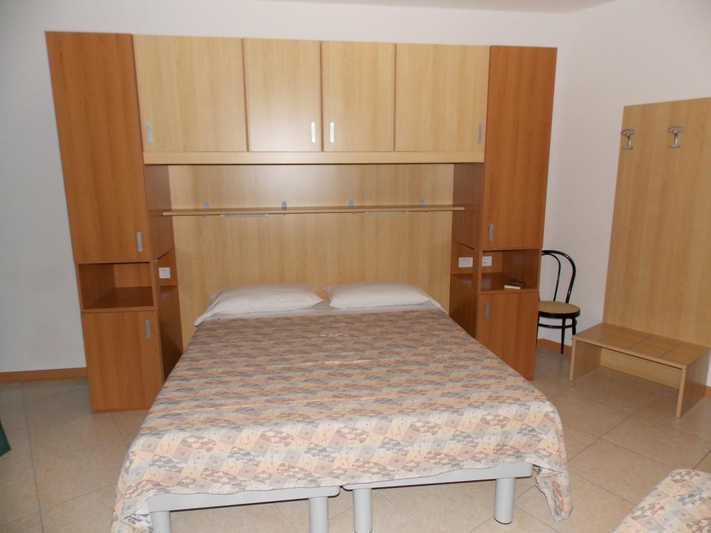 Hotel Colorado Лидо-ди-Езоло Экстерьер фото